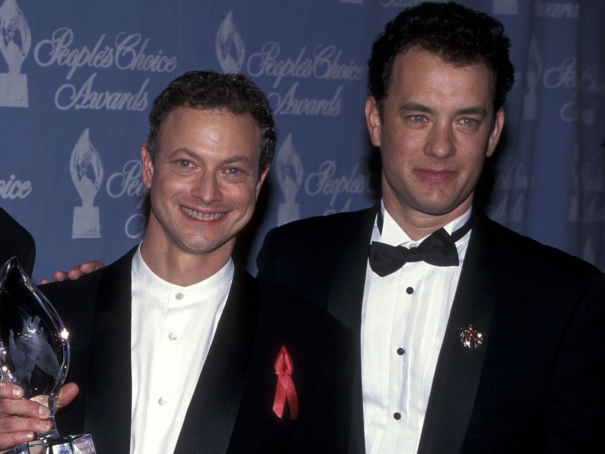 Gary Sinise (left)
