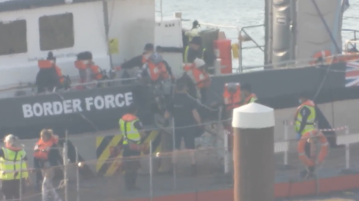 Two migrants drown in English Channel as hundreds attempt to cross to UK