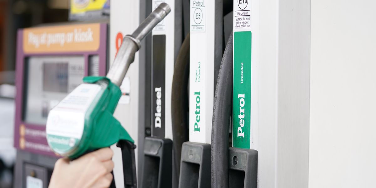 NextImg:Drivers to see Christmas petrol and diesel prices at lowest rate since Covid - ‘Great news’