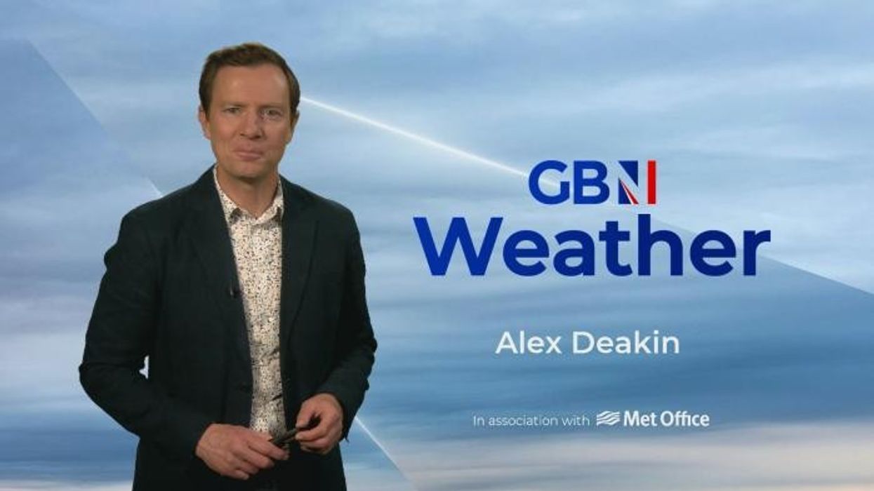 UK weather: Scorching sunshine to fizzle out in DAYS as cyclonic storms batter Britain