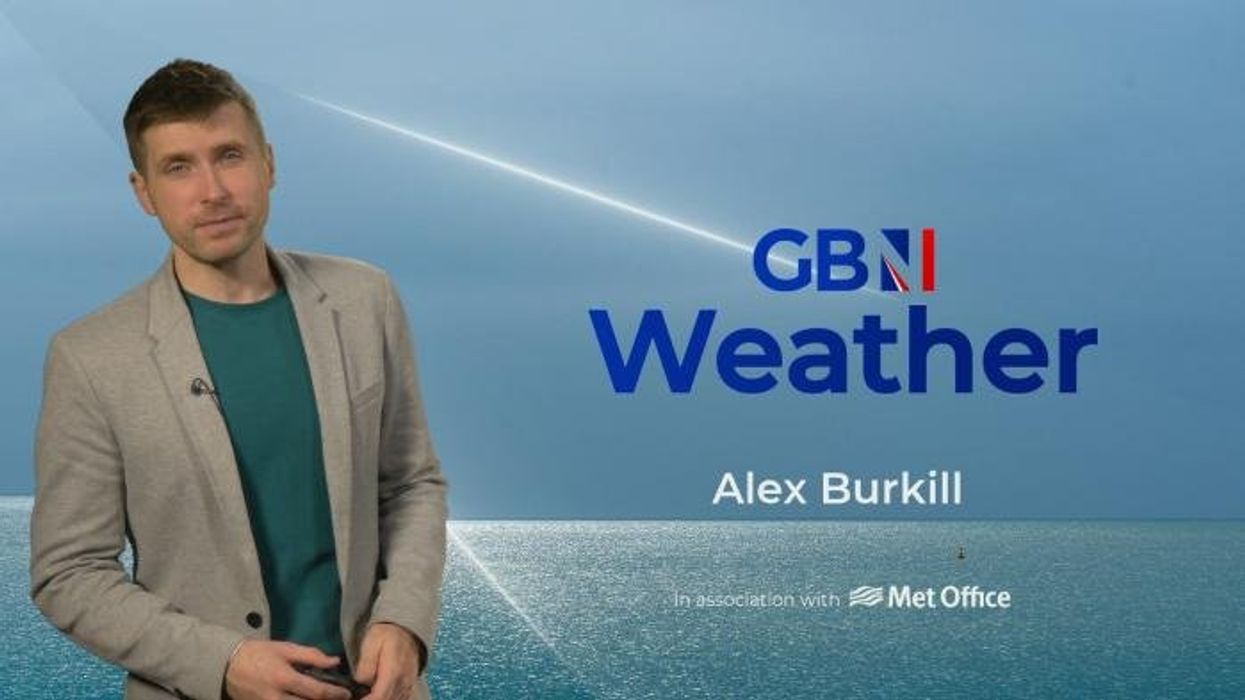 UK weather: Britain to be blasted by Christmas storms after freak shift over Arctic