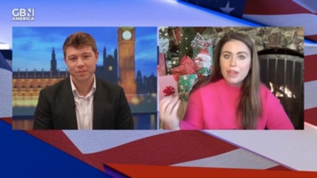 Harry is 'lonely' and misses Royal Family Christmas chaos but Meghan 'won't patch things up'