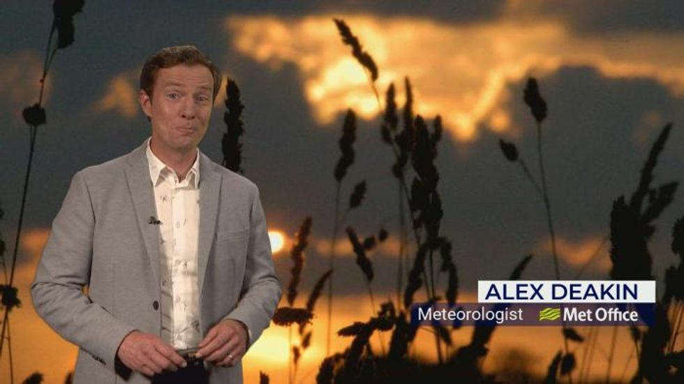 Weather: Hot temperatures and sunny skies scorch the UK