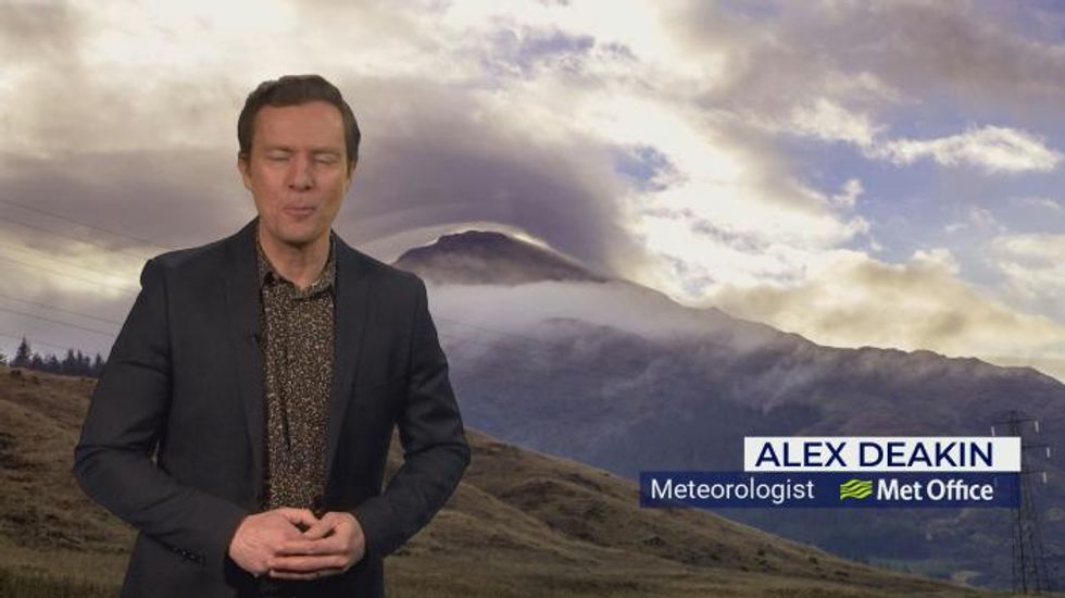 Weather chaos: Heavy rain leaves hundreds of homes without power across UK - Met Office issues THREE DAYS of flood warnings... with 75MPH gales on way