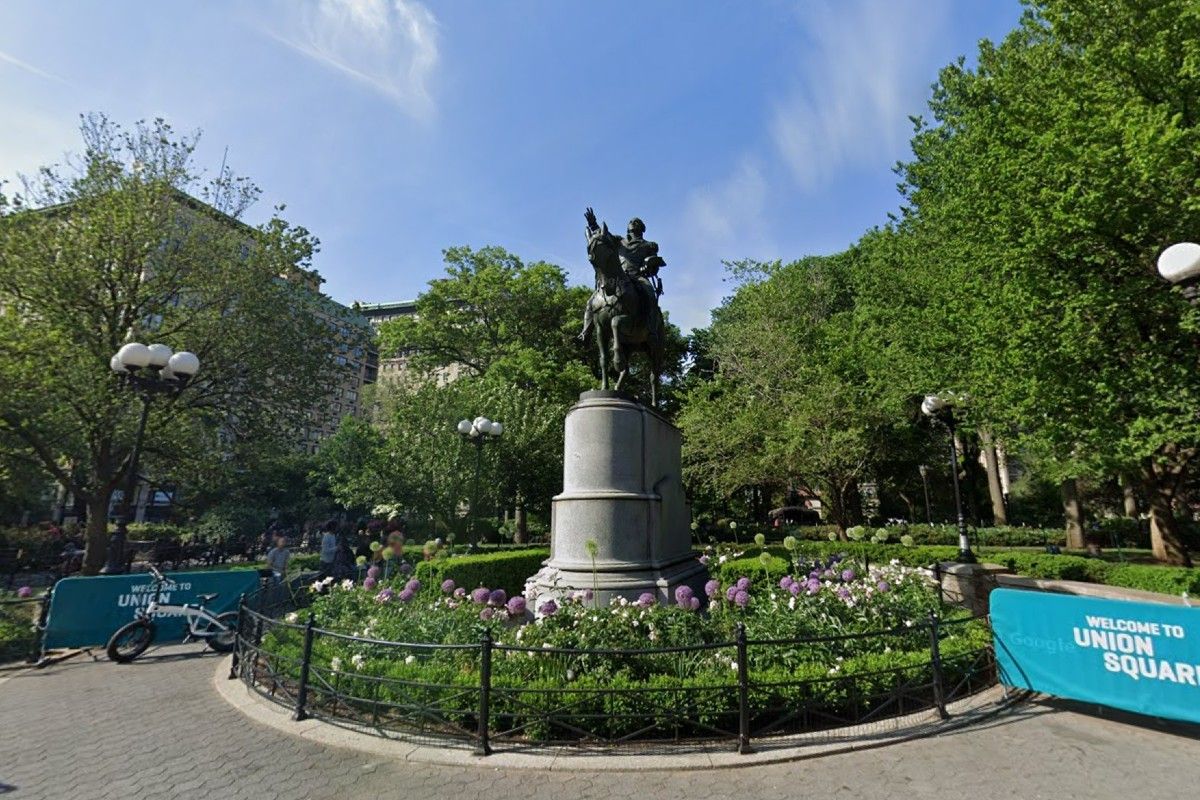 George Washington statue in Union Square Park 