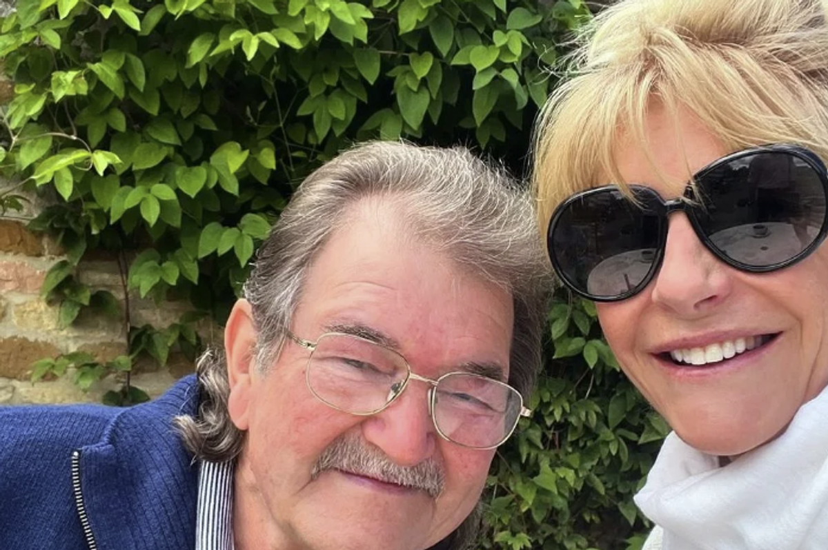 Gerald Cooper and Lisa Hogan