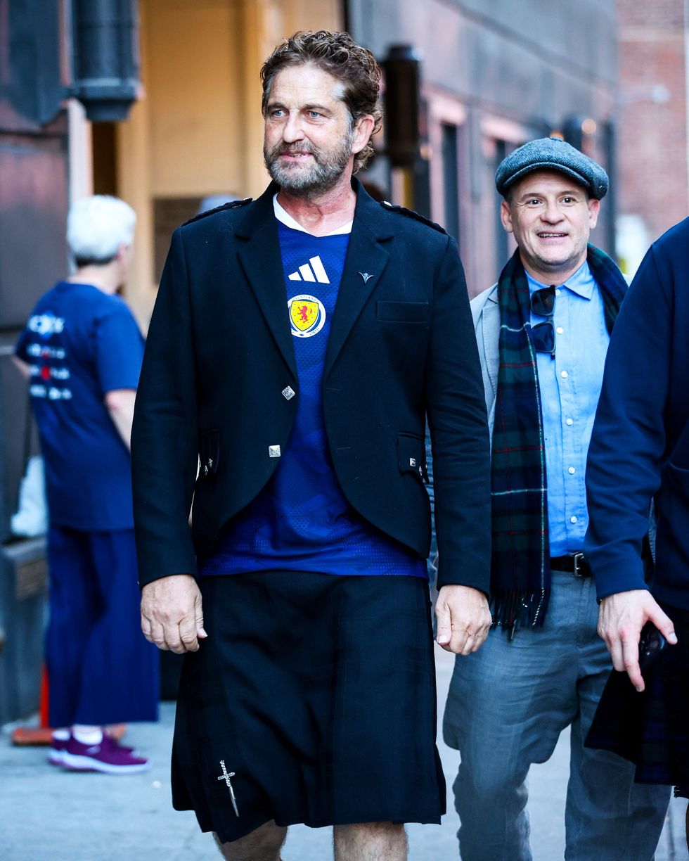Gerard Butler is ready for Scotland's opener, dressed in kilt and Scottish kit