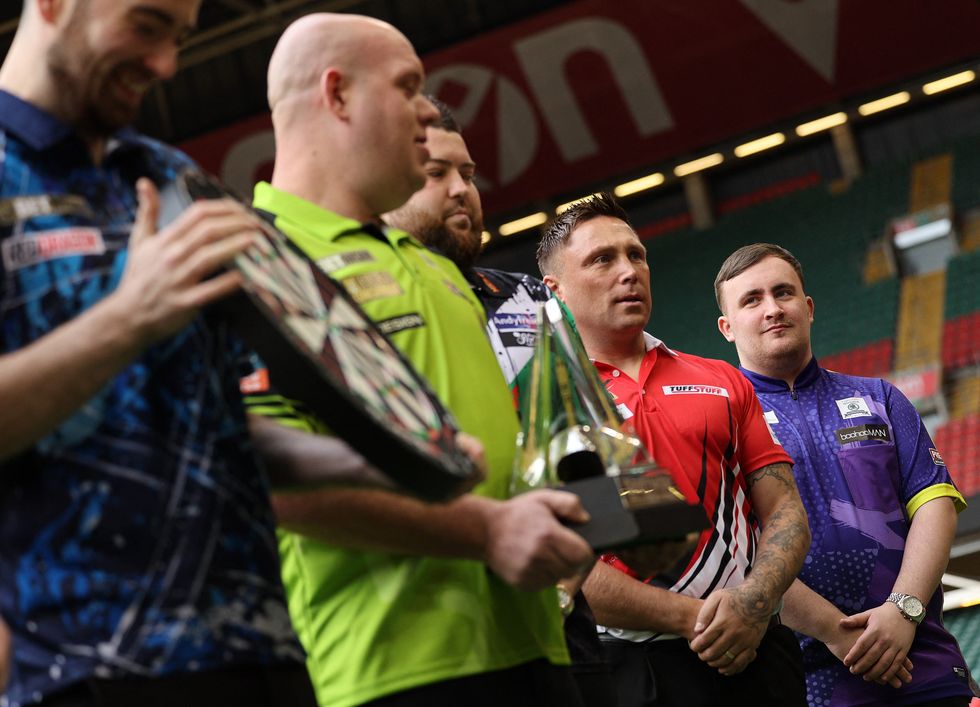 Gerwyn Price faces Luke Littler in the Premier League tonight