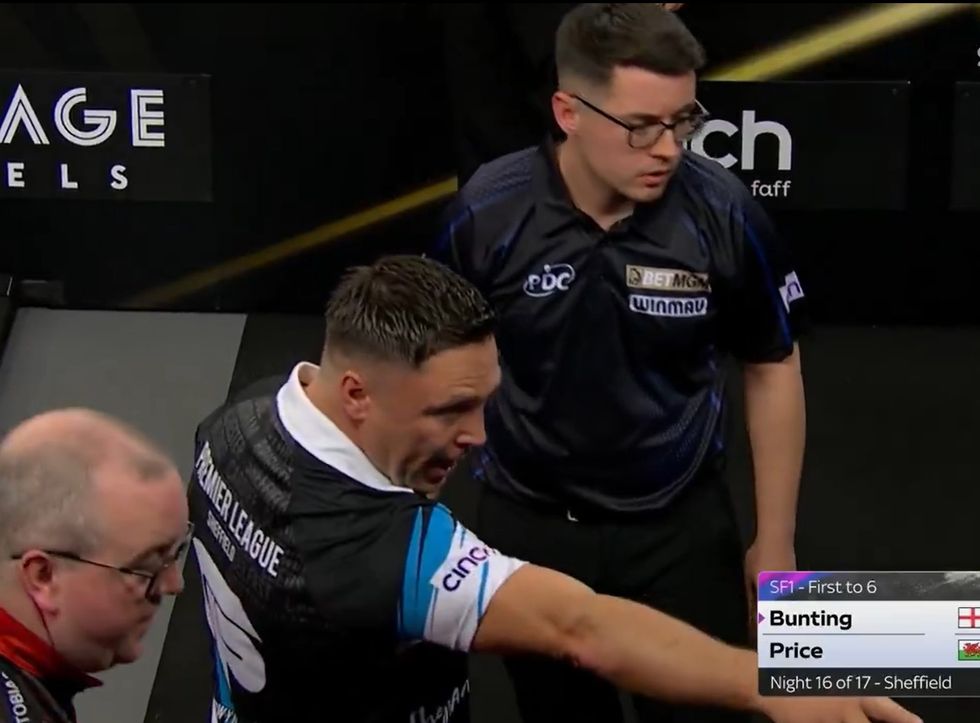 Gerwyn Price forced a fan out during his Premier League match against Stephen Bunting