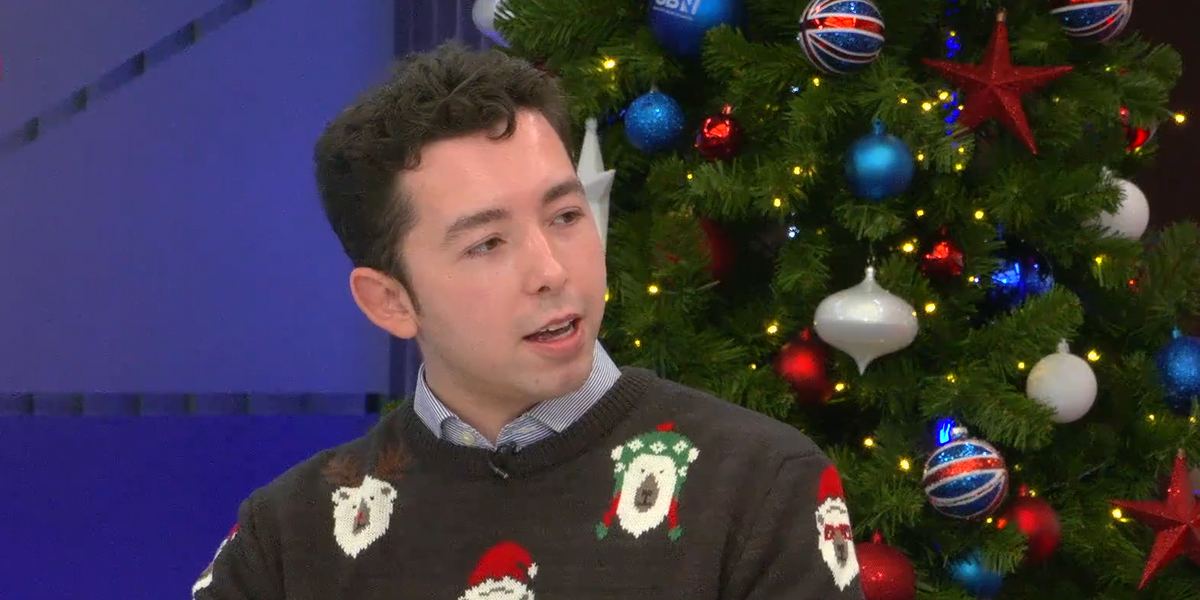 NextImg:Former Apprentice star URGES Britons to 'get off your backside' in Boxing Day sales