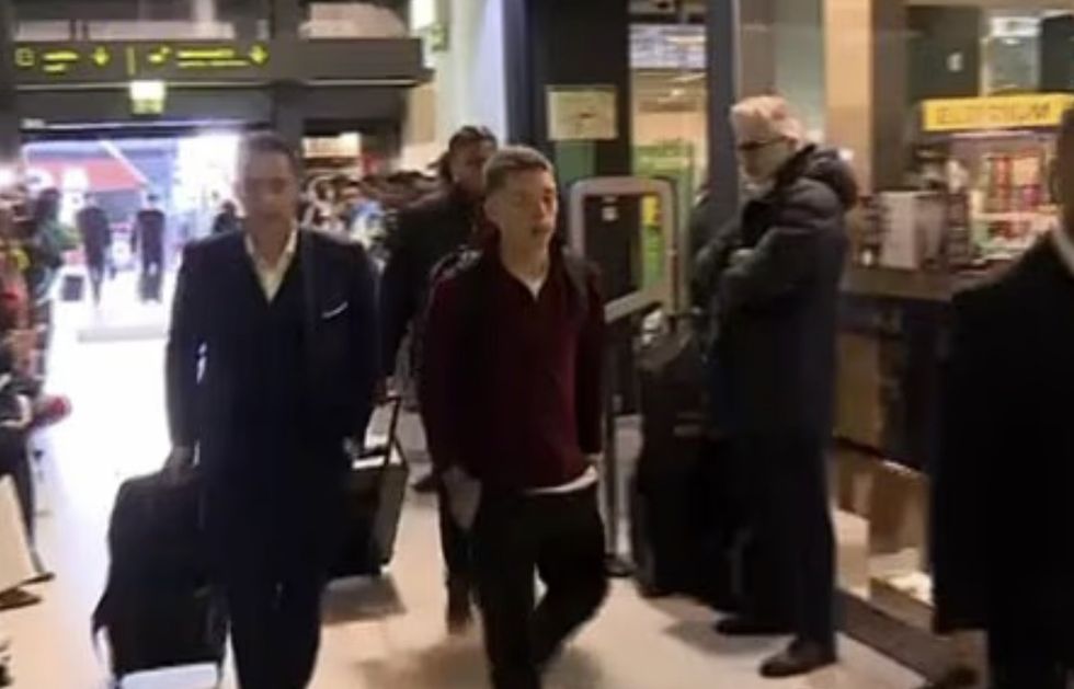 Gianluca Prestianni boarded a flight to Madrid with his Benfica teammates
