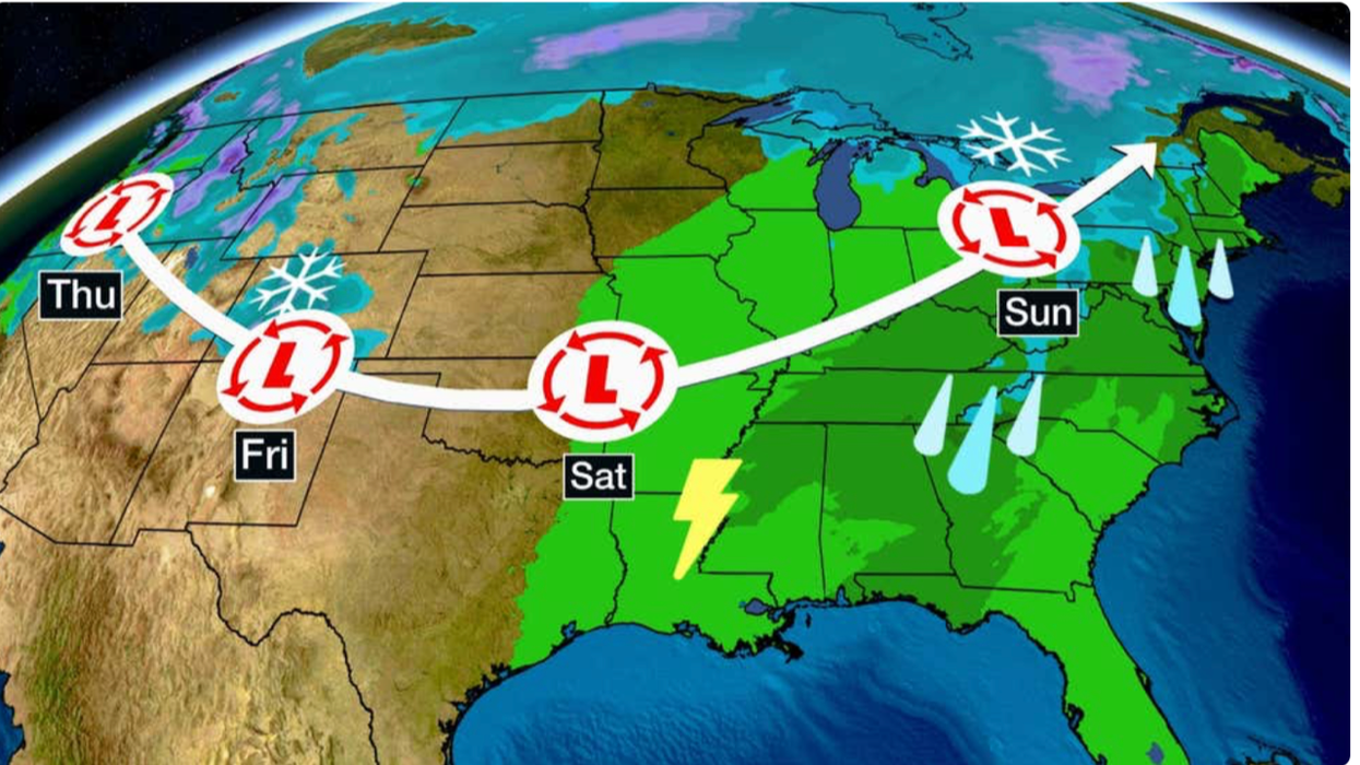 Giant storm sweeps the breadth of the US