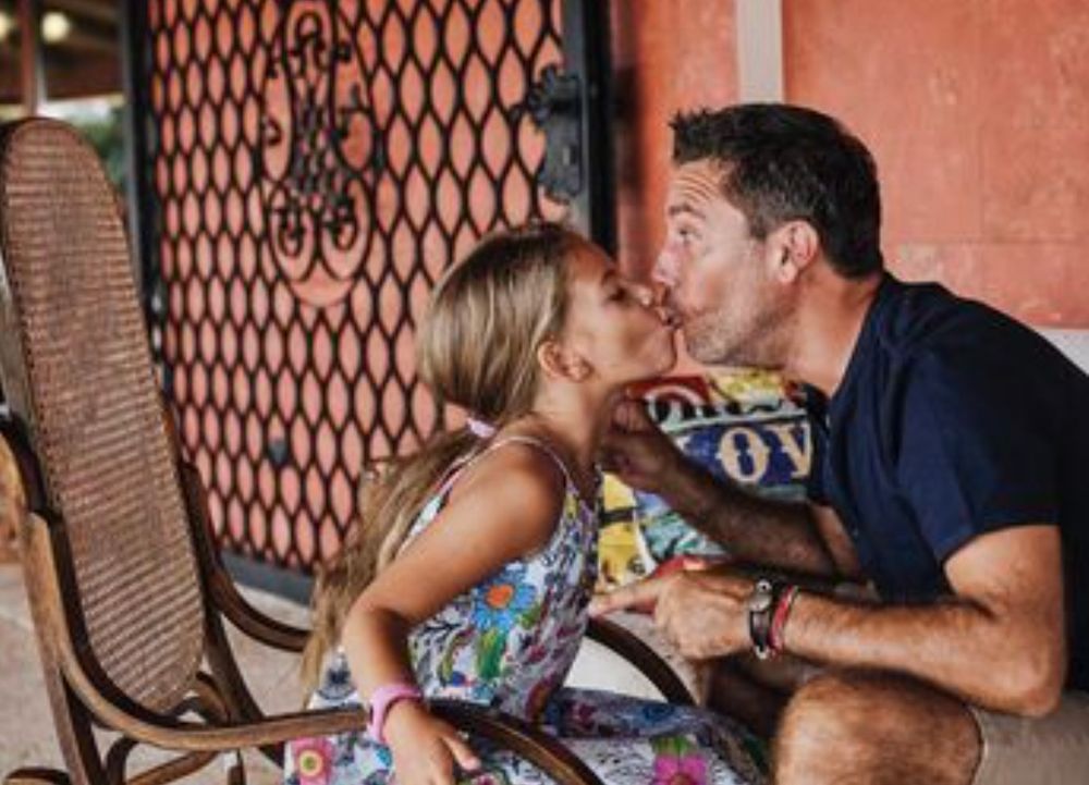 Gino D'Acampo kissed daughter Harper