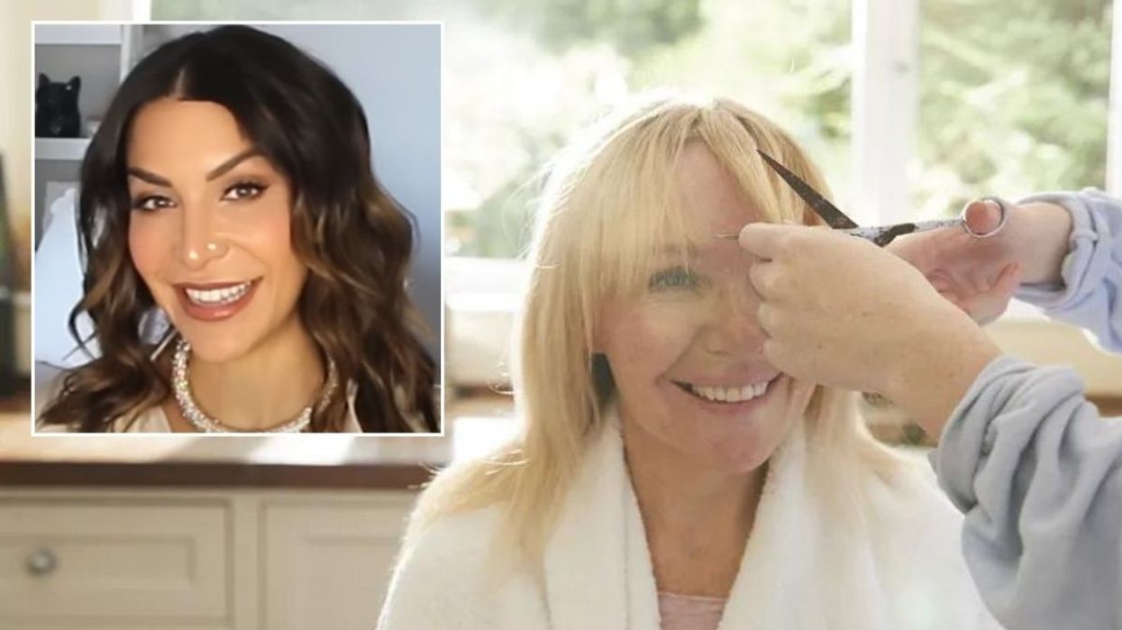 Glam Girl Gabi / Woman having her hair cut