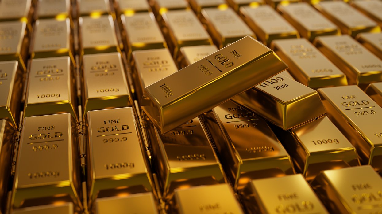 Gold bars amid price of gold rising