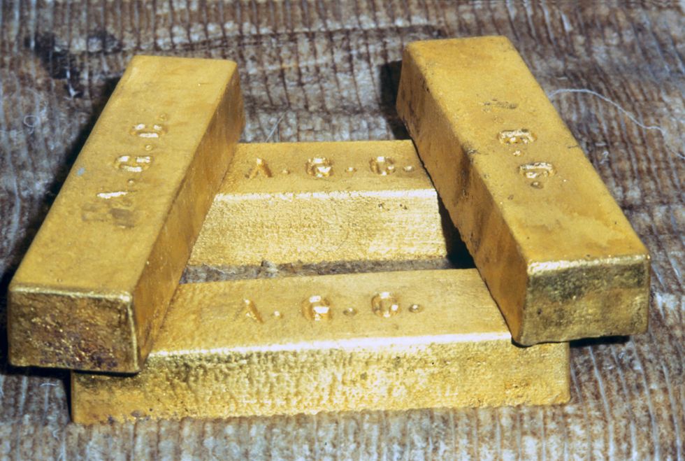 Gold ingot