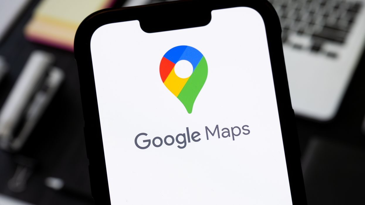 google maps icon shown on the smartphone screen
