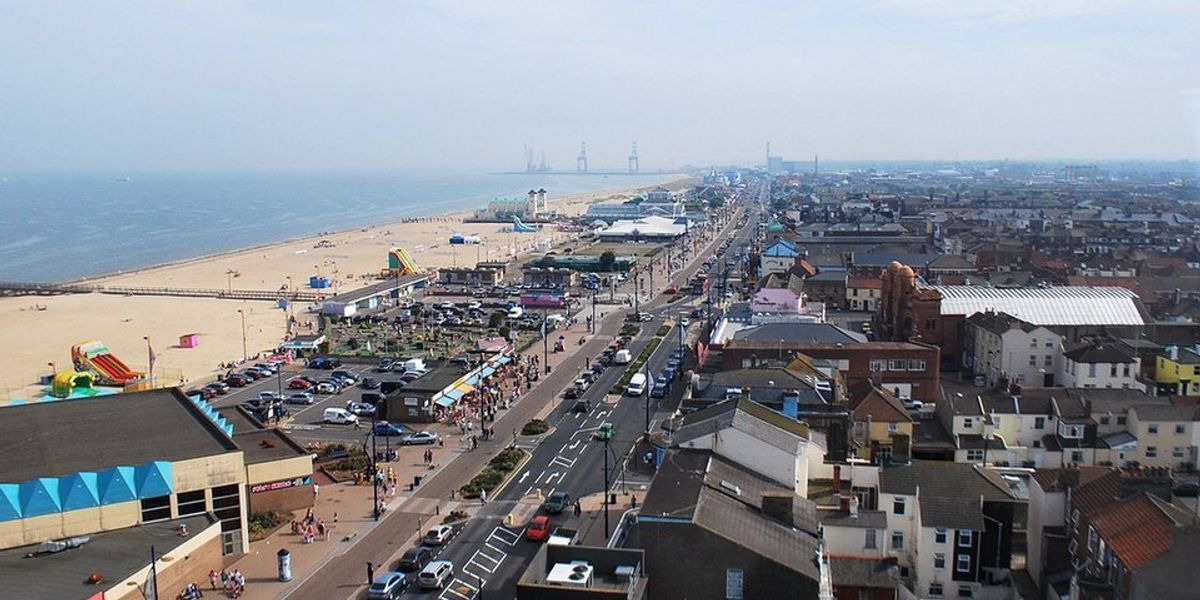 Two teenager girls ‘raped on Norfolk beach’ as police release description of wanted man Two teenager girls ‘raped on Norfolk beach’ as police release description of wanted man