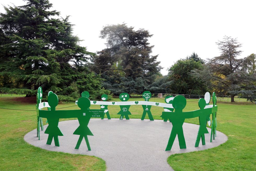 Gunnersbury Park memorial