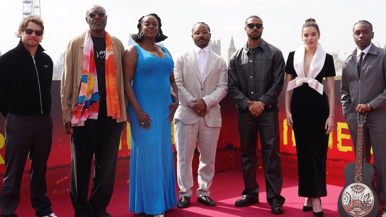 Hailee Steinfeld and the Sinners cast