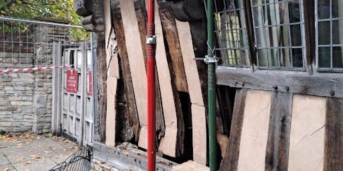 William Shakespeare family home placed on ‘at risk’ watchlist after being hit by reversing car William Shakespeare family home placed on ‘at risk’ watchlist after being hit by reversing car