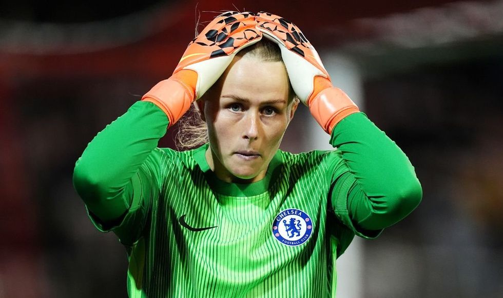 Hannah Hampton has pledged herself to expanding women's football