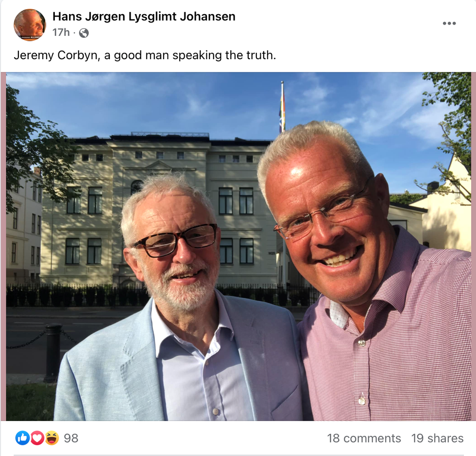 Hans J\u00f8rgen Johansen posts selfie on Facebook\u200b