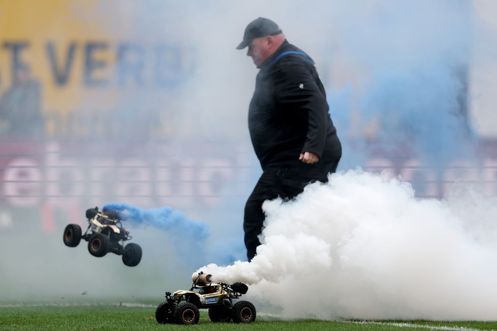 Hansa Rostock and Hamburg's match was interrupted by remote control cars