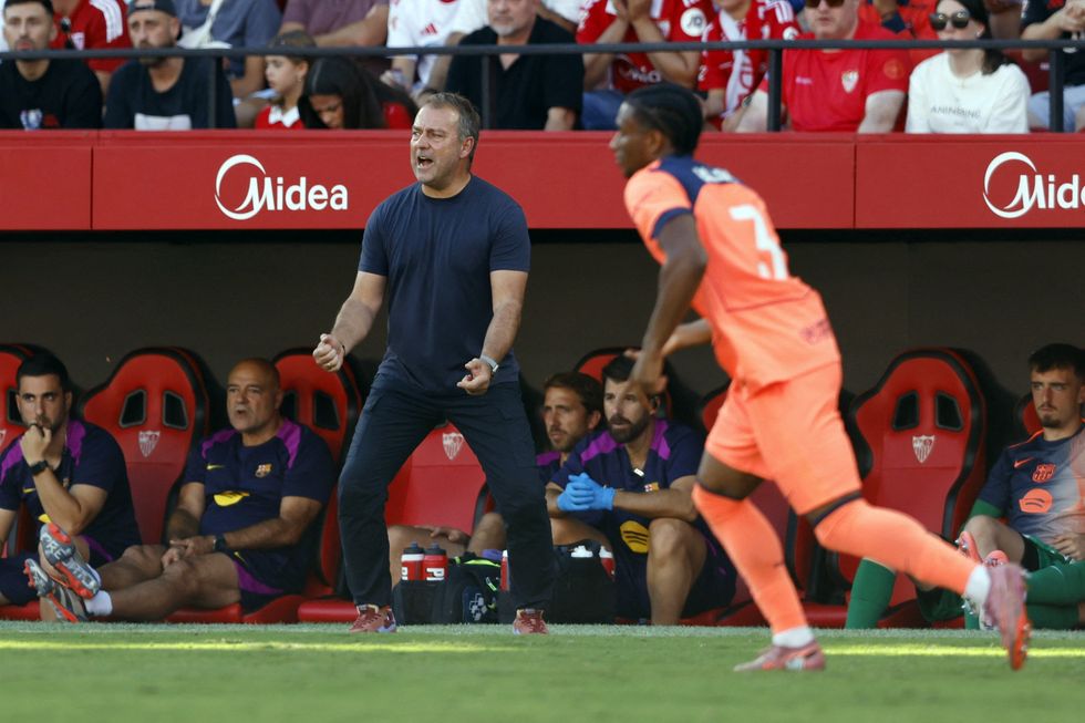 Hansi Flick will still be in the dugout for Barcelona's match with Real Madrid