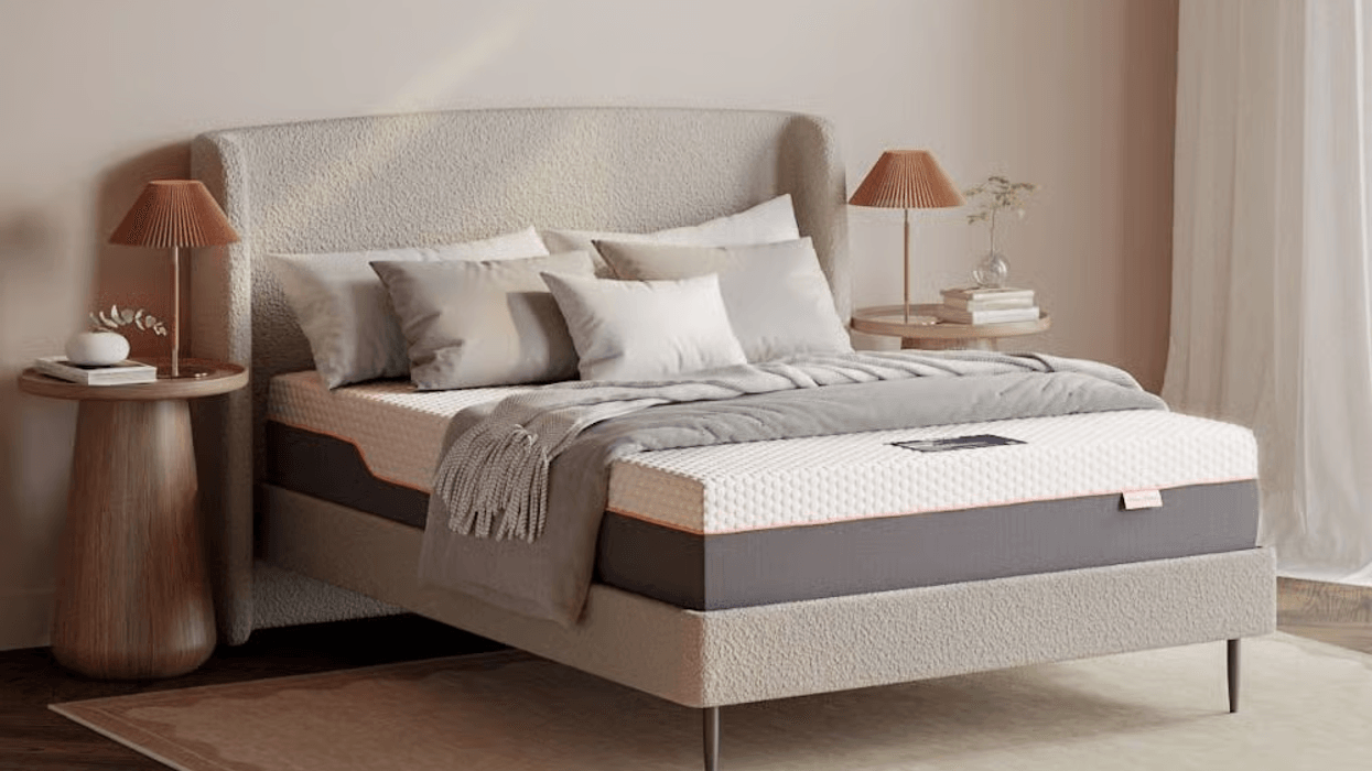 Happy Beds Skye Hybrid Pro mattress displayed on bed