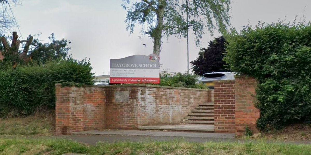 Children punished for wearing mascara after school introduces ‘ridiculous’ makeup ban Children punished for wearing mascara after school introduces ‘ridiculous’ makeup ban