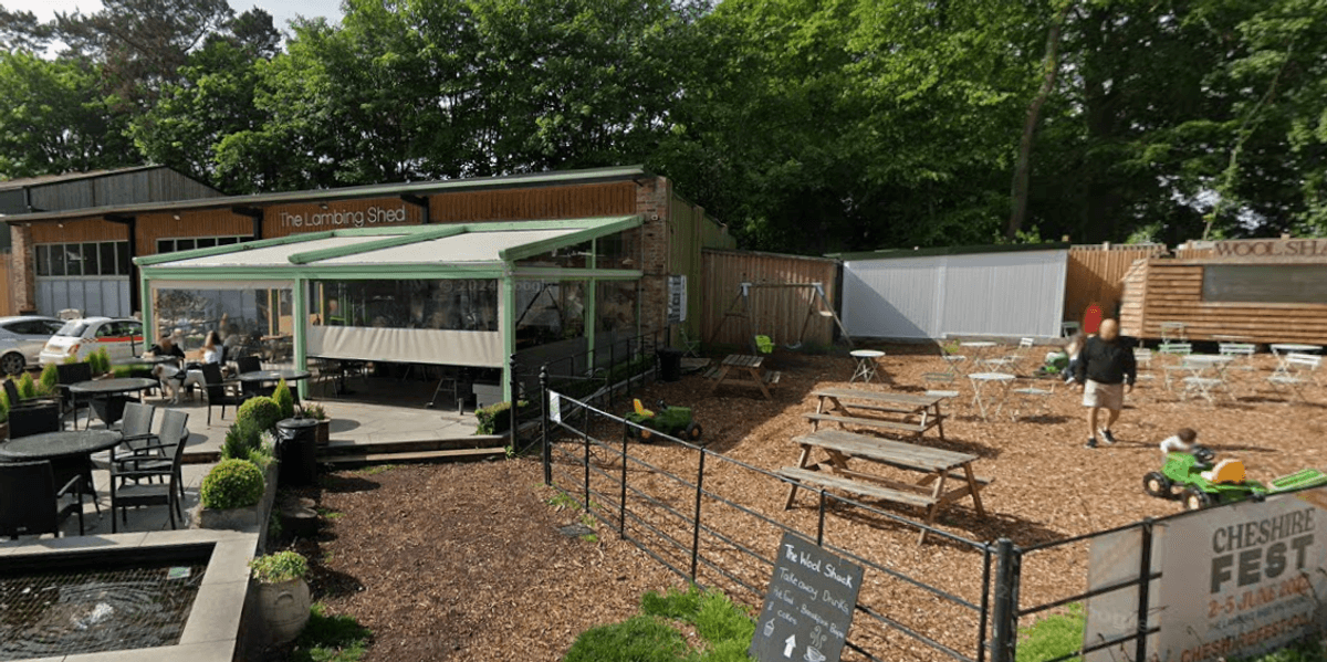 Cheshire farm gas explosion sees five rushed to hospital Cheshire farm gas explosion sees five rushed to hospital