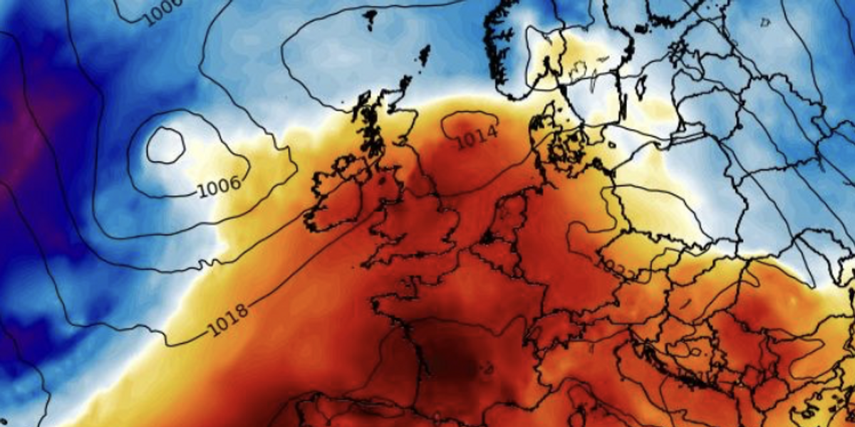 NextImg:UK weather: Britain just days away from ANOTHER heatwave hell as roasting 34C looms