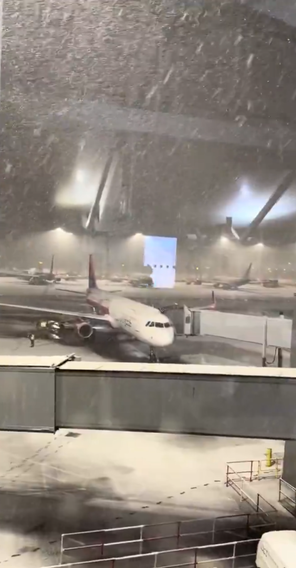 Heathrow airport snow