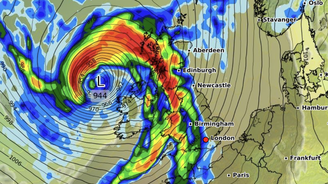 Heavy rain heads into the north