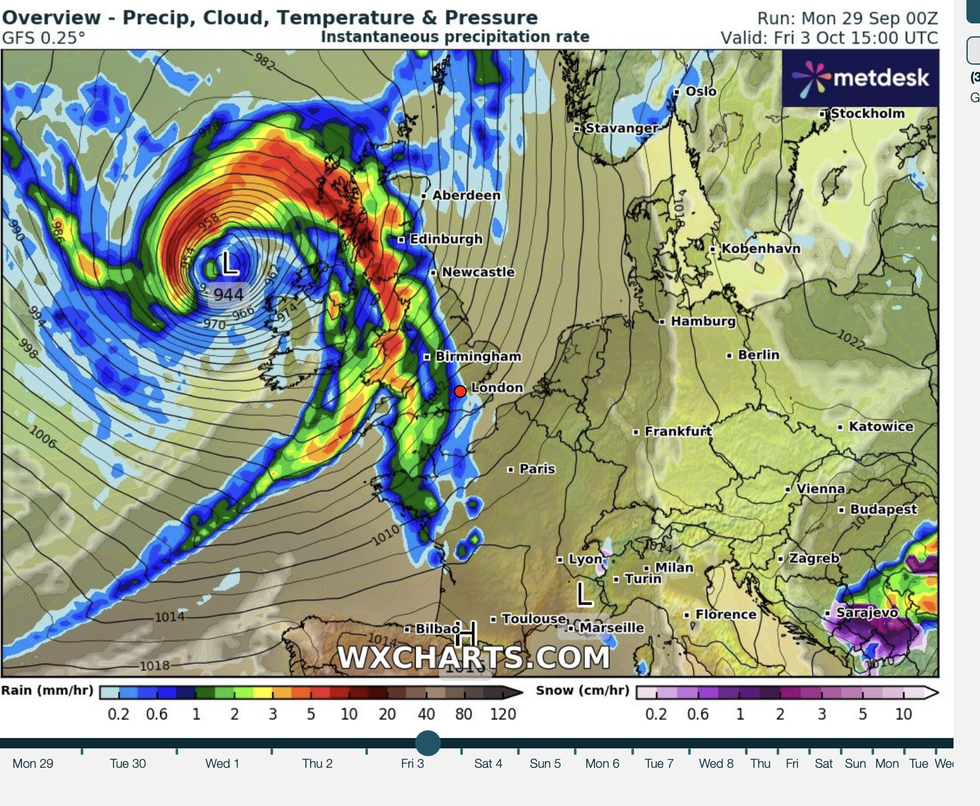 Heavy rain heads into the north