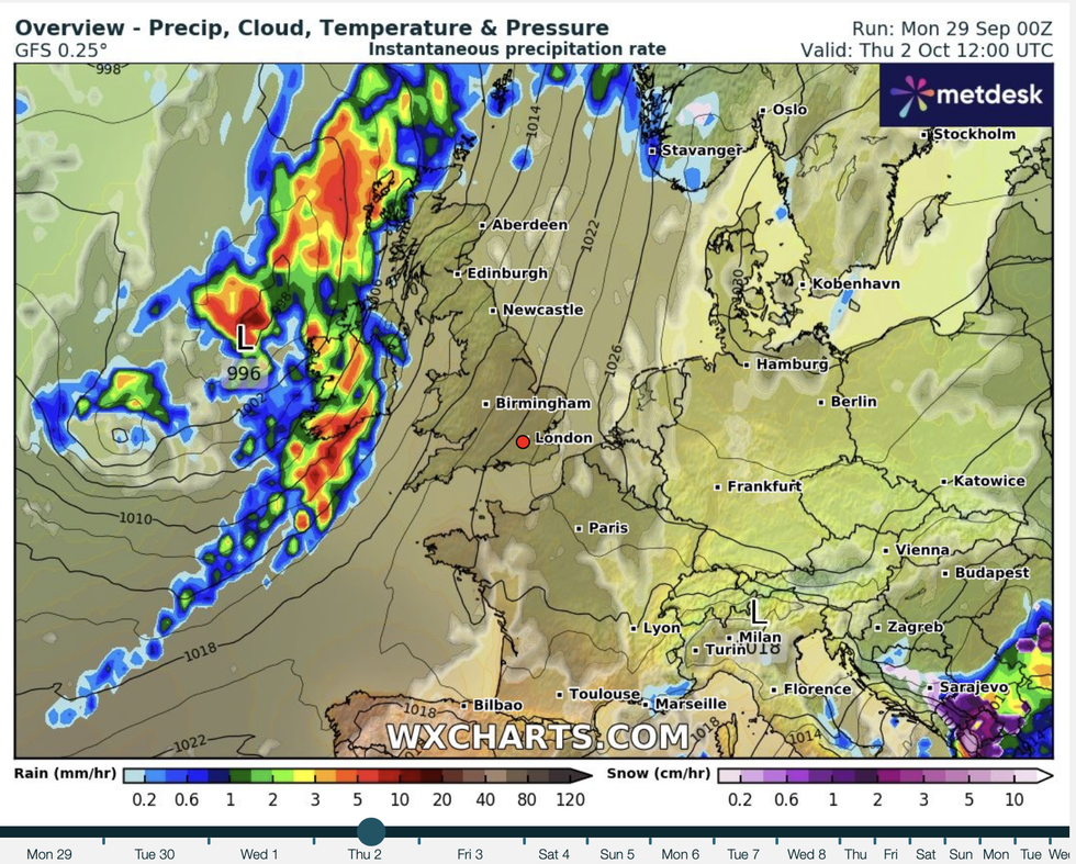 Heavy rain heads into the north