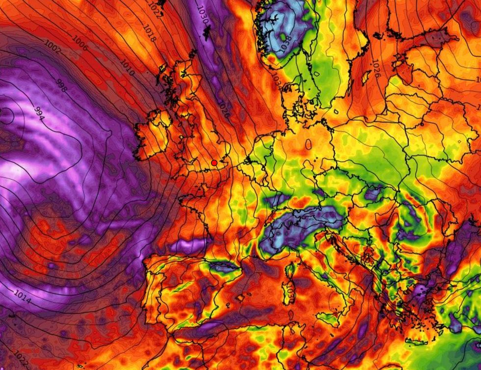 Heavy snow is set to cause weather chaos across much of the UK this weekend and early next week