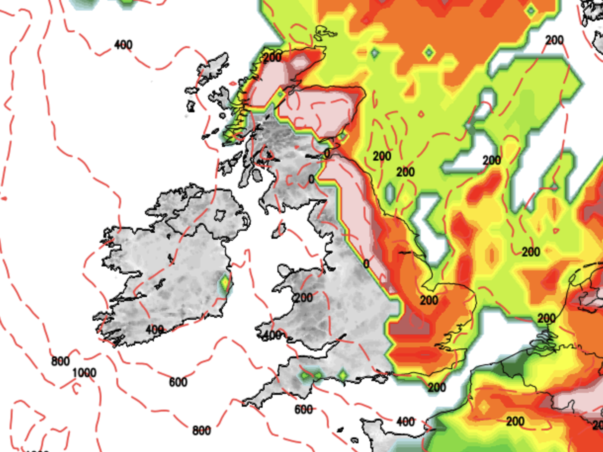 Heavy snow moves in for New Year