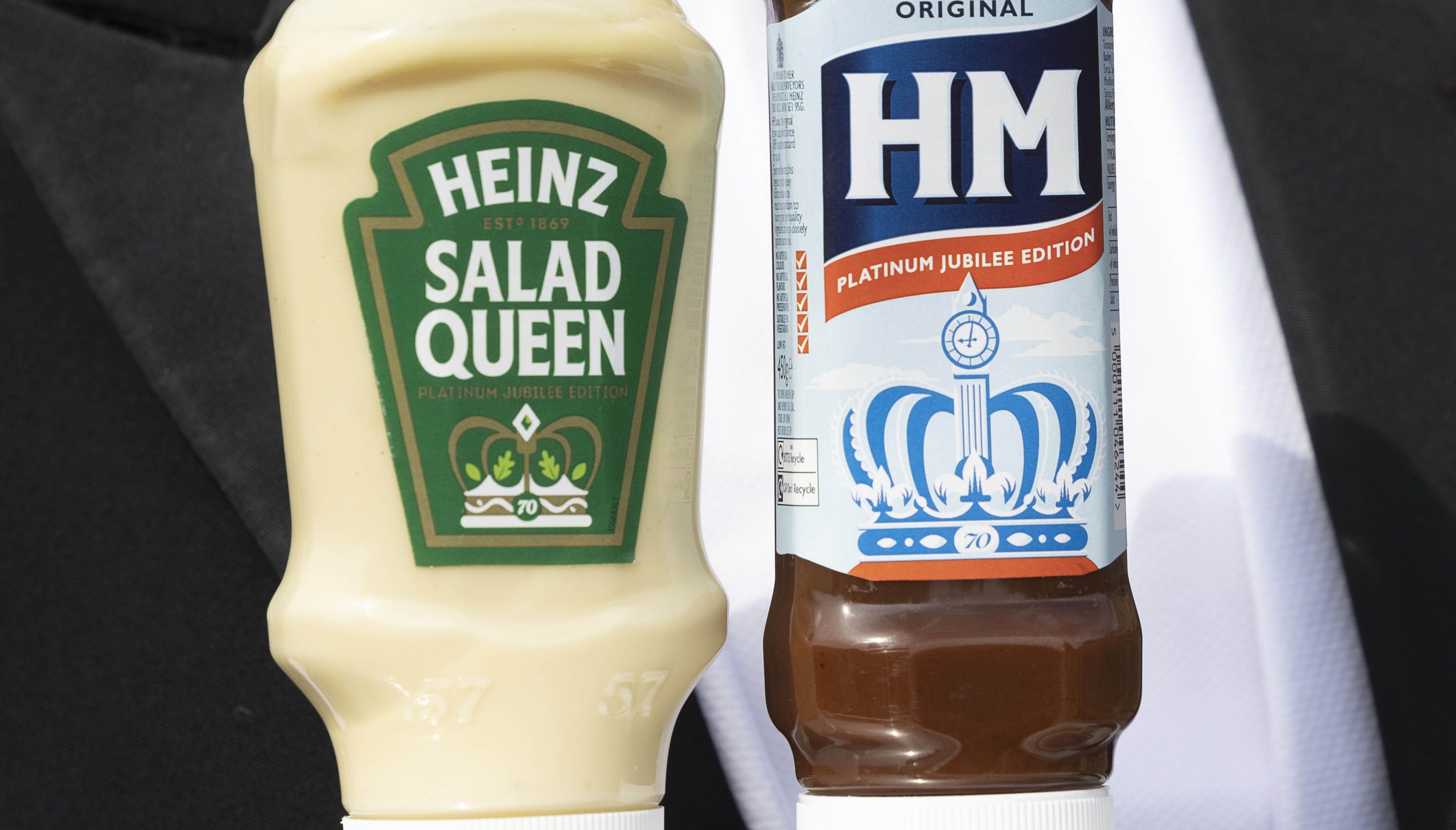 Heinz renamed salad cream %22Salad Queen%22 in commemoration of the Queens %22Platty Joobs%22.
