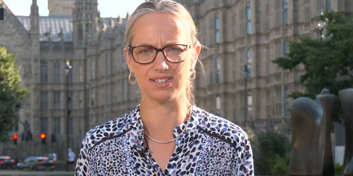 Migrant crisis: Helen Whately blasts ‘lame duck’ Keir Starmer as migrant crossings surge Migrant crisis: Helen Whately blasts ‘lame duck’ Keir Starmer as migrant crossings surge