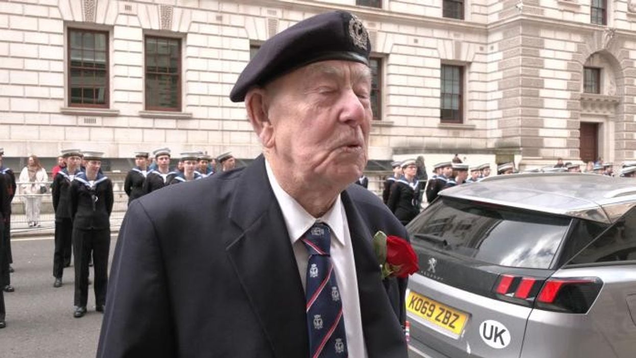 D-Day veteran honouring fallen friends while celebrating St. George’s Day - 'Proud to be English!'