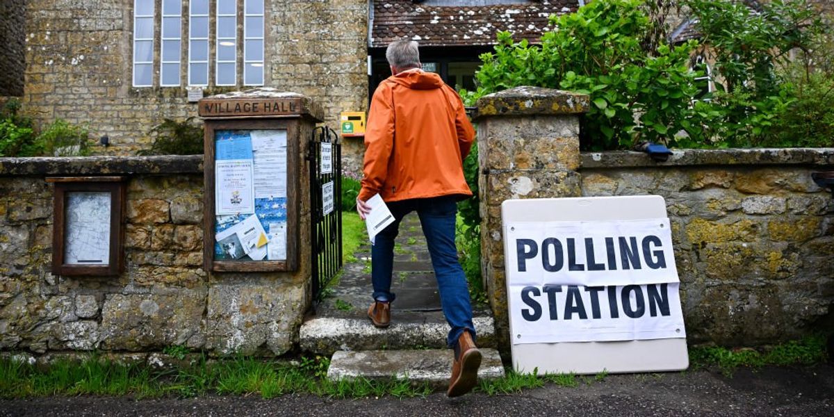 Find out how Britons voted in dual showdown Find out how Britons voted in dual showdown