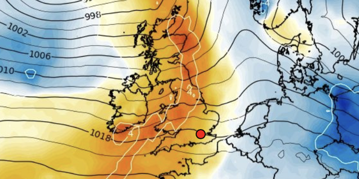 NextImg:UK weather: 'Flaming June' to send mercury soaring as Britain 'just 10 days away' from 30C blast