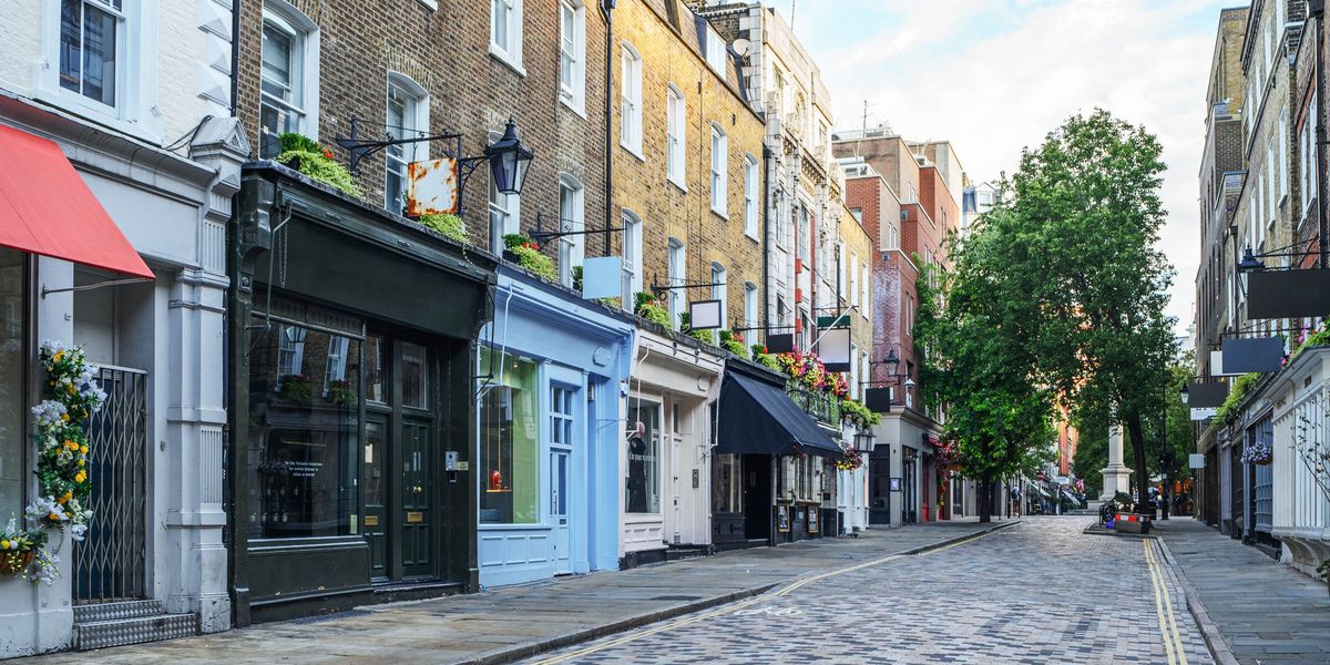 Footwear brand returns to high street weeks after collapse Footwear brand returns to high street weeks after collapse