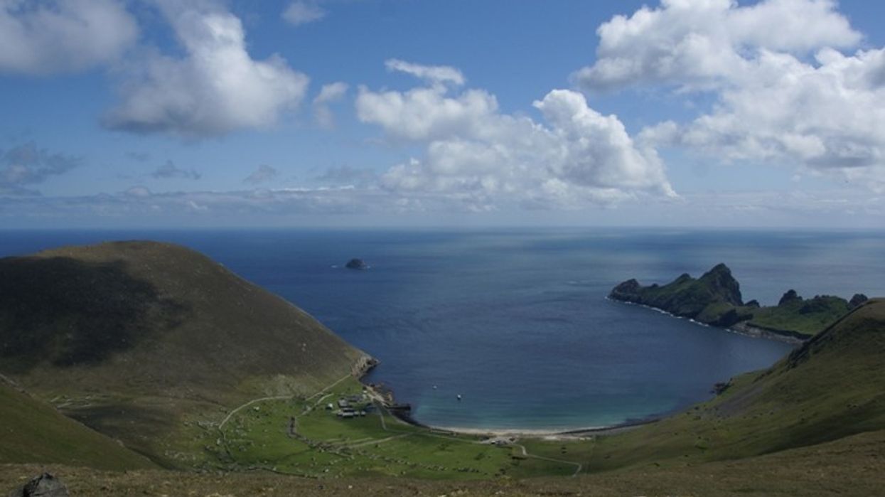 Hirta/ St Kilda Bay