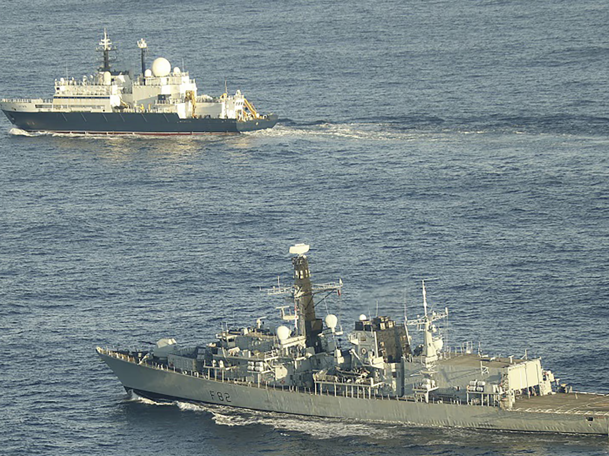 HMS SomersetHMS Somerset flanking a Russian vessel