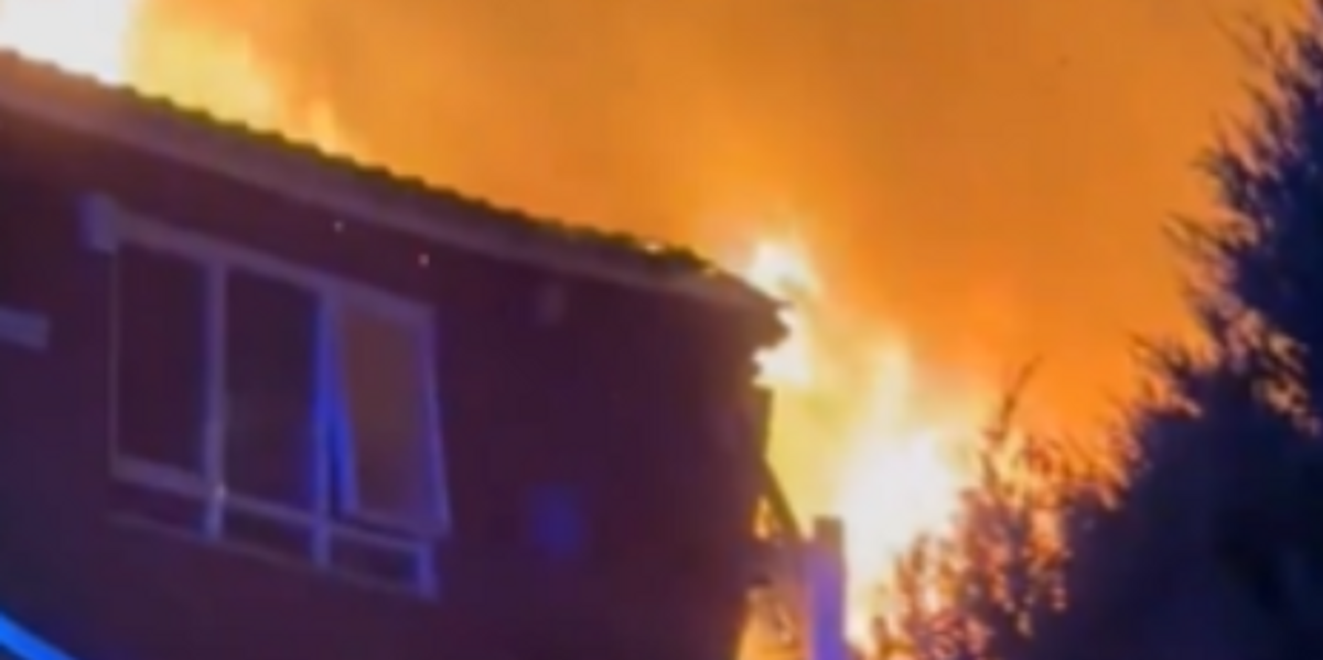 NextImg:Horror fire engulfs multiple houses after huge 'explosion' in Newcastle