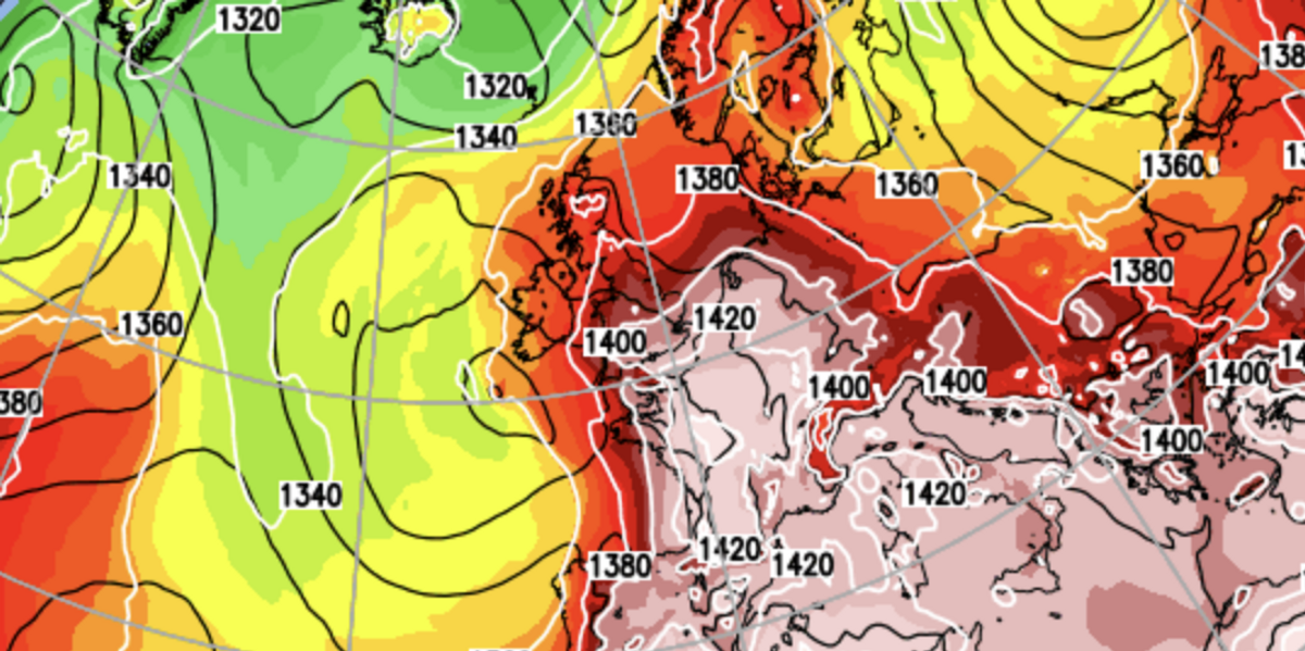 NextImg:UK weather: Britain to be hit by double-plume blast as 'hottest day of the year' looms
