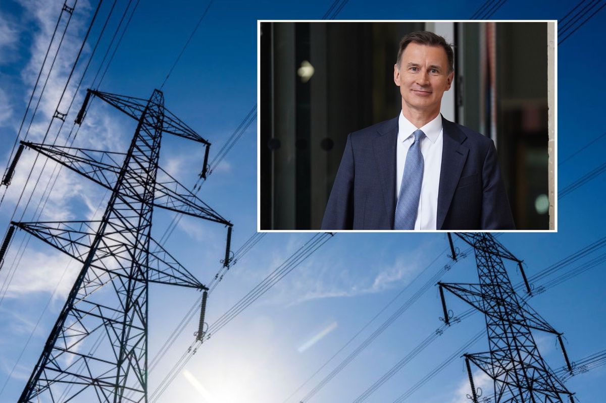 Homes near electricity pylons to get £1,000 a YEAR off energy bills